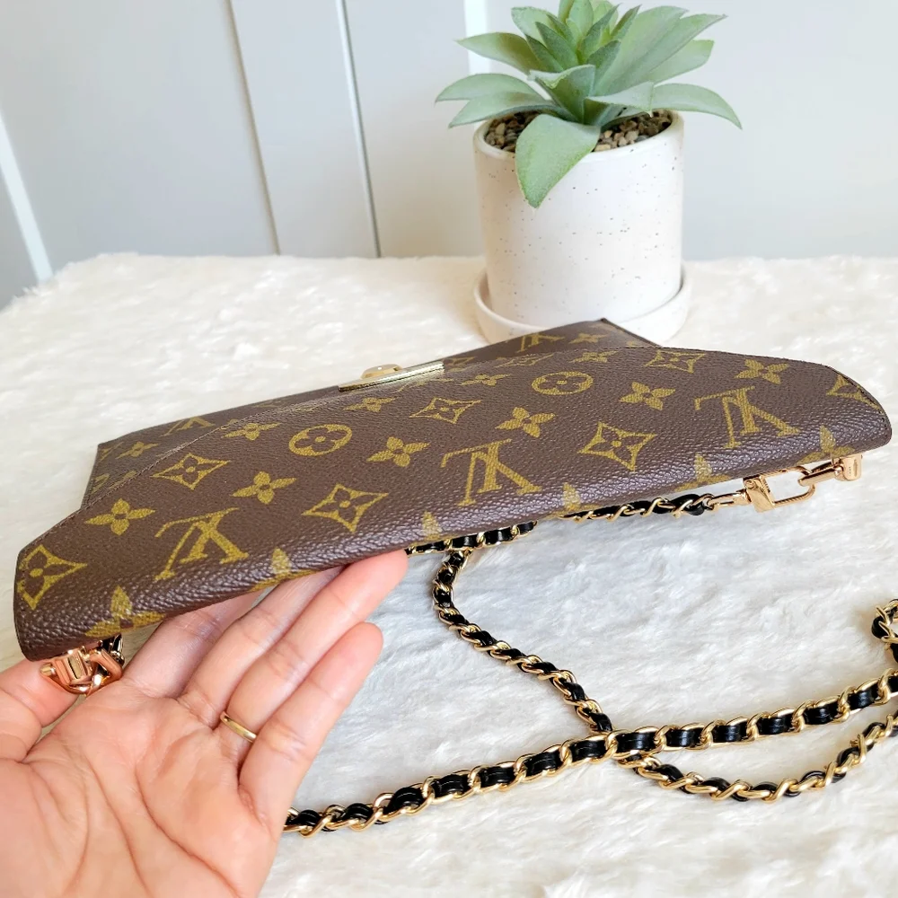 Louis Vuitton ENVELOPE Vintage Clutch Crossbody Monogram
